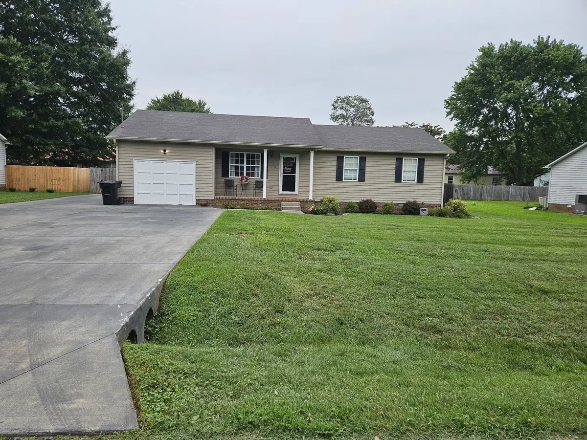 112 Darnell Dr, Tullahoma, TN 37388 - #1