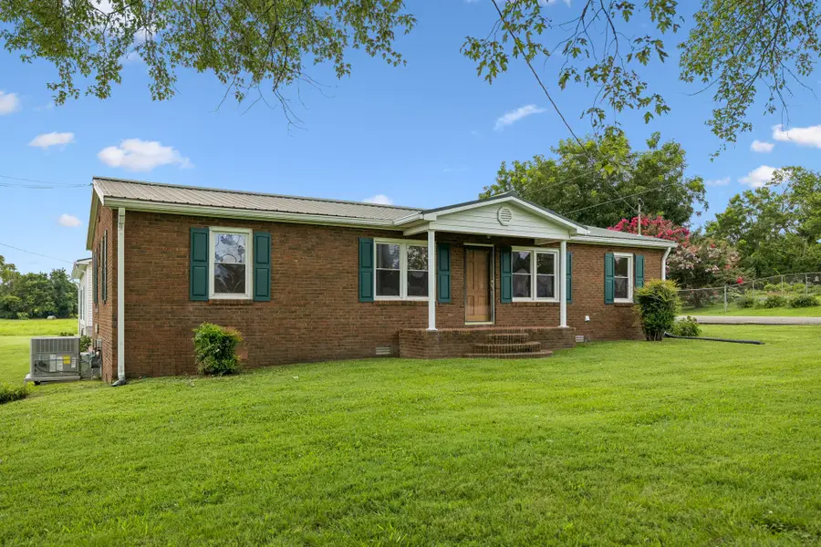 861 Fox Ln, Lewisburg, TN 37091 - #2