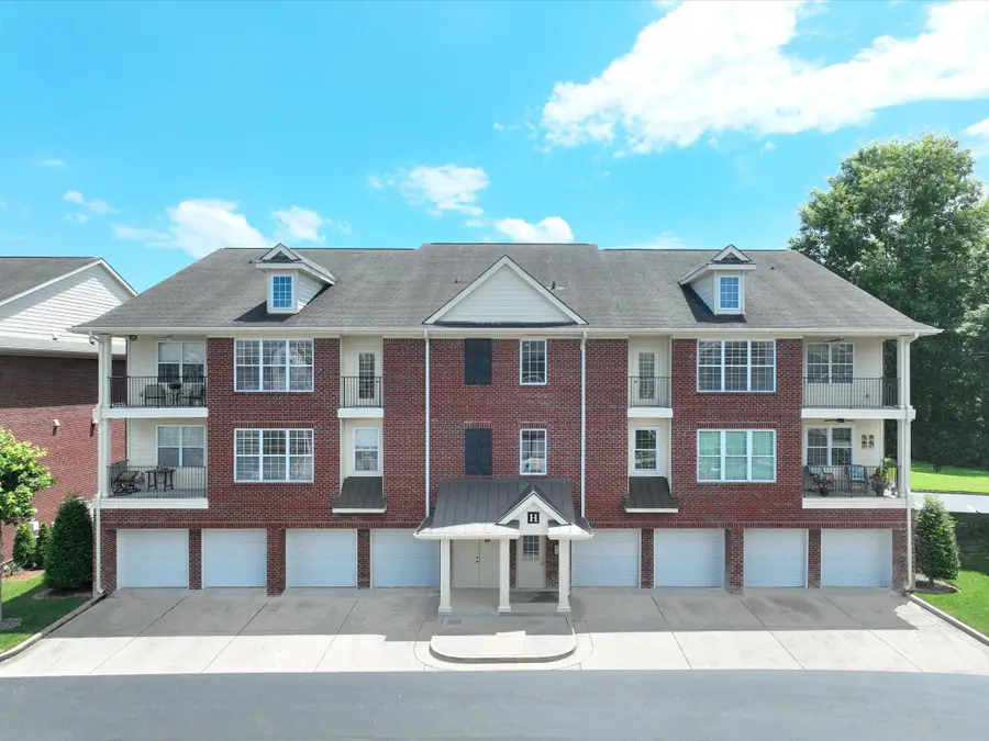 3201 Aspen Grove Dr #H10, Franklin, TN 37067 - #2