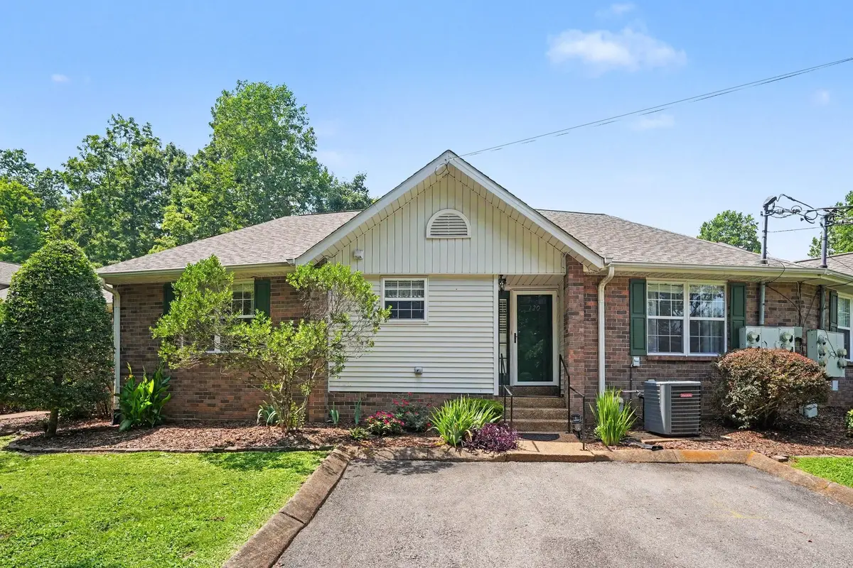 120 Eastdale Ln, Dickson, TN 37055 - #1