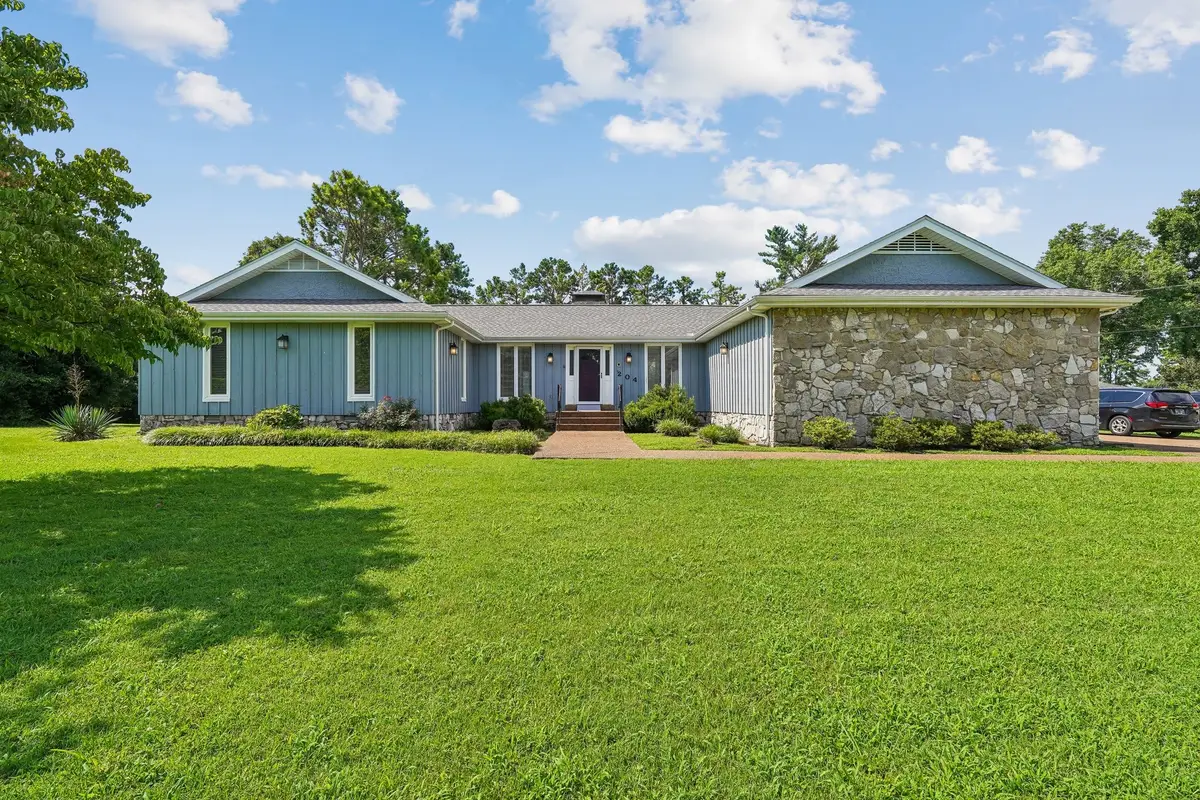 204 Montchanin Rd, Old Hickory, TN 37138 - #1