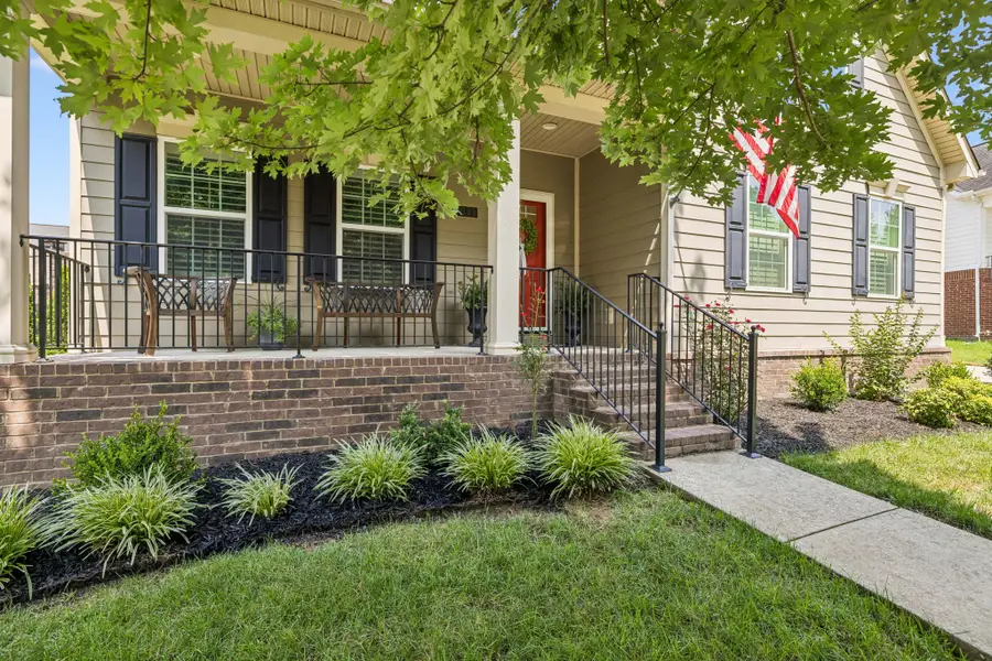 4011 Mossy Rock Ln, Franklin, TN 37064 - #2