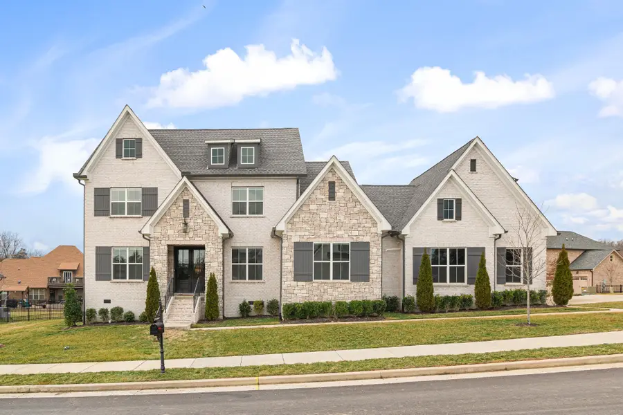 805 Regimental Dr, Hermitage, TN 37076 - #2