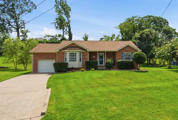 710 Pinehurst Pt, Mount Juliet, TN 37122