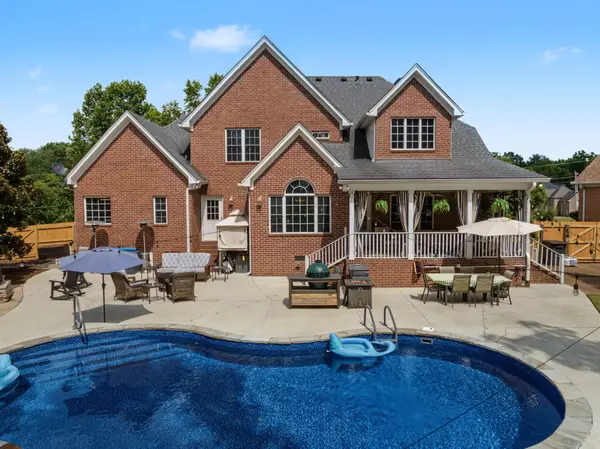 285 Page Dr, Mount Juliet, TN 37122