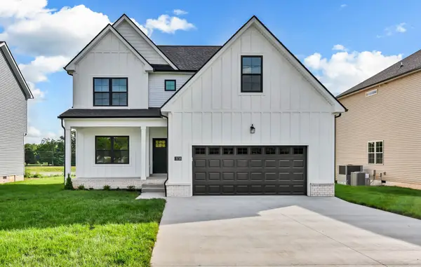 188 Sherlock Dr, Clarksville, TN 37043