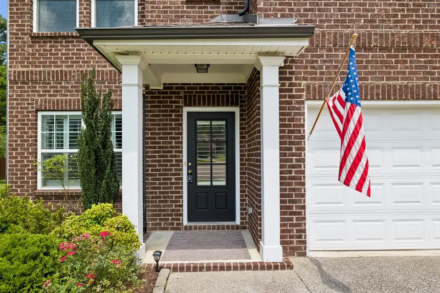1070 Daniel Ln, Spring Hill, TN 37174 - #2