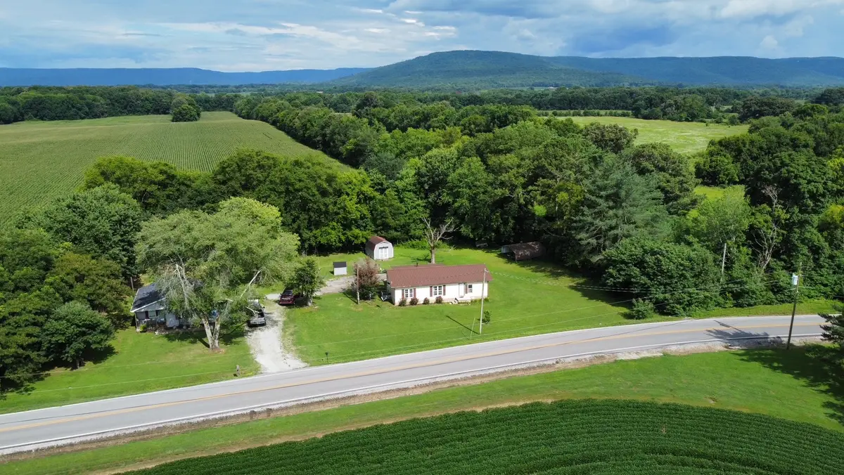 990 Rutledge Ford Rd, Decherd, TN 37324 - #1