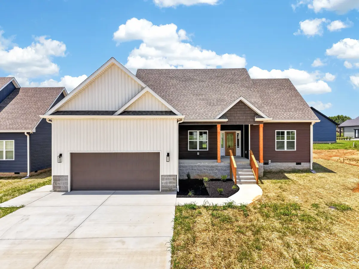 711 Lasters Ave, Elkton, KY 42220 - #1