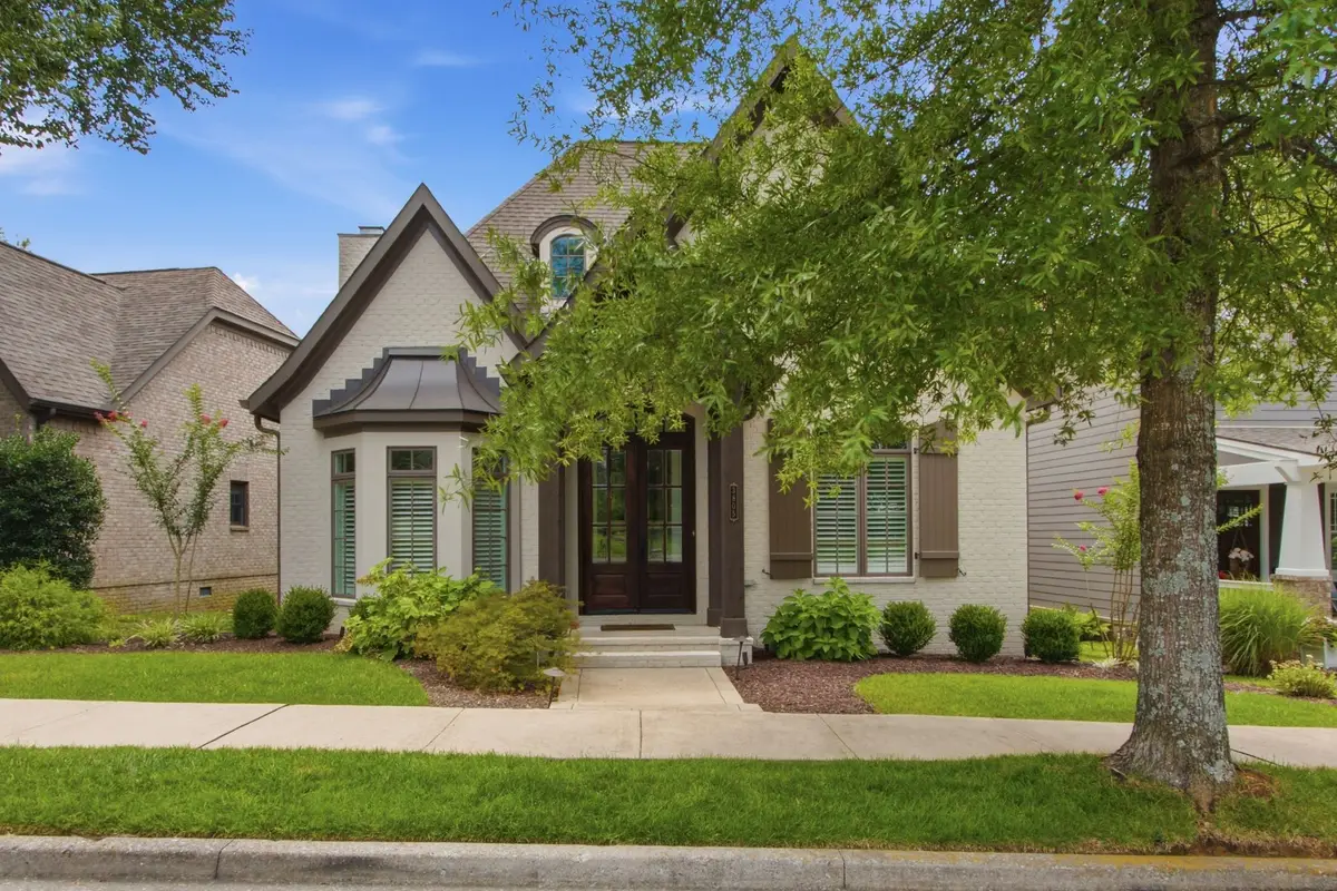 3805 Somers Ln, Thompsons Station, TN 37179 - #1