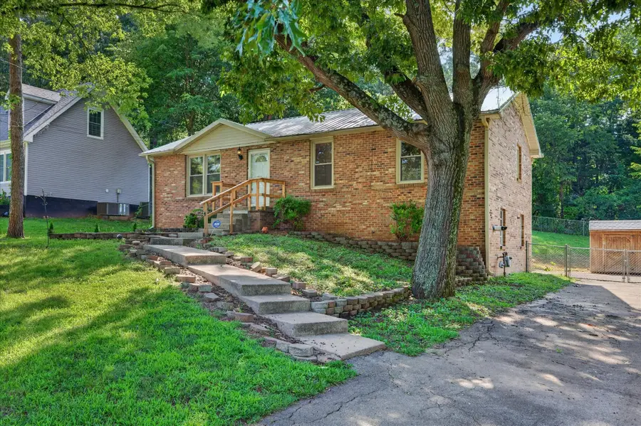 1832 Palamino Dr, Clarksville, TN 37042 - #2
