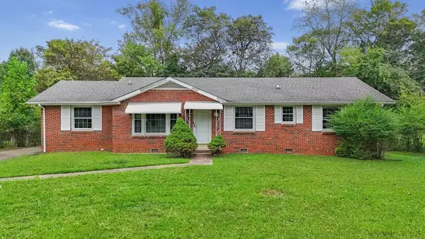 1347 Gibson Dr, Clarksville, TN 37043