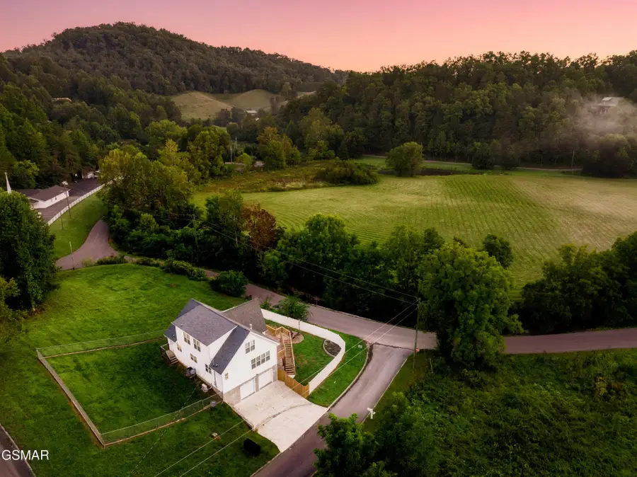 3885 Katelyns Lane, Sevierville, TN 37876 - #2