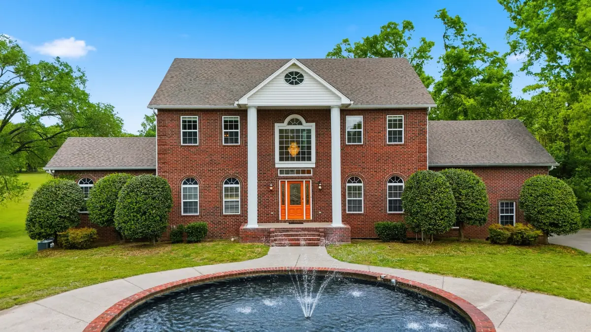 5858 Cloverland Dr, Brentwood, TN 37027 - #1