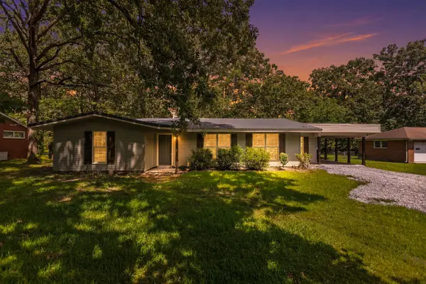 204 Foxboro Ln, Tullahoma, TN 37388