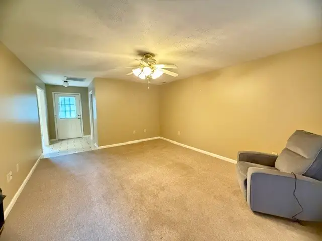 46 Woods Edge Rd, Winchester, TN 37398 - #2
