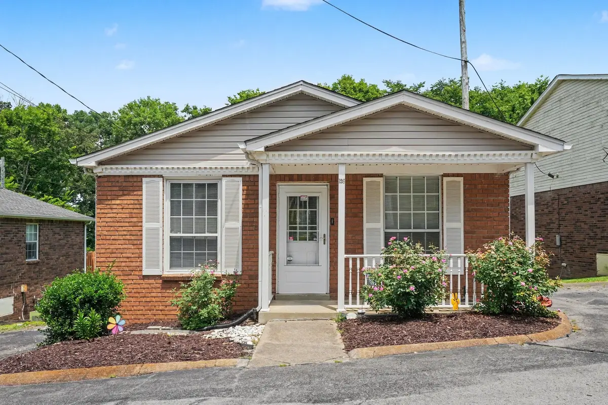 126 Five Oaks Dr, Nashville, TN 37217 - #1