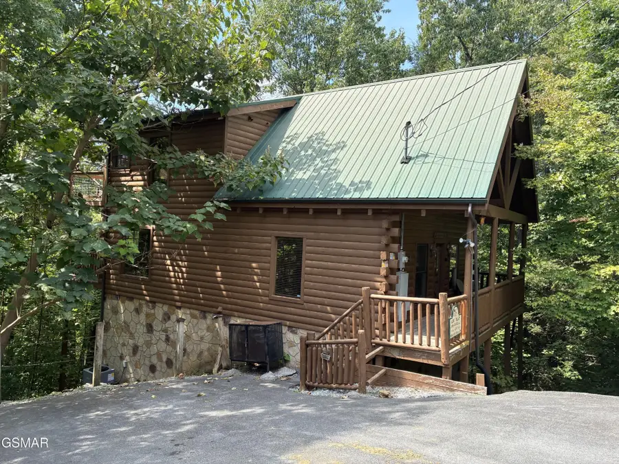 1724 Azalea Circle, Sevierville, TN 37876 - #2