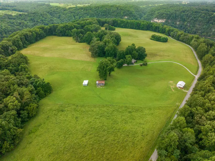 4895 Webbs Camp Rd, Walling, TN 38587 - #2