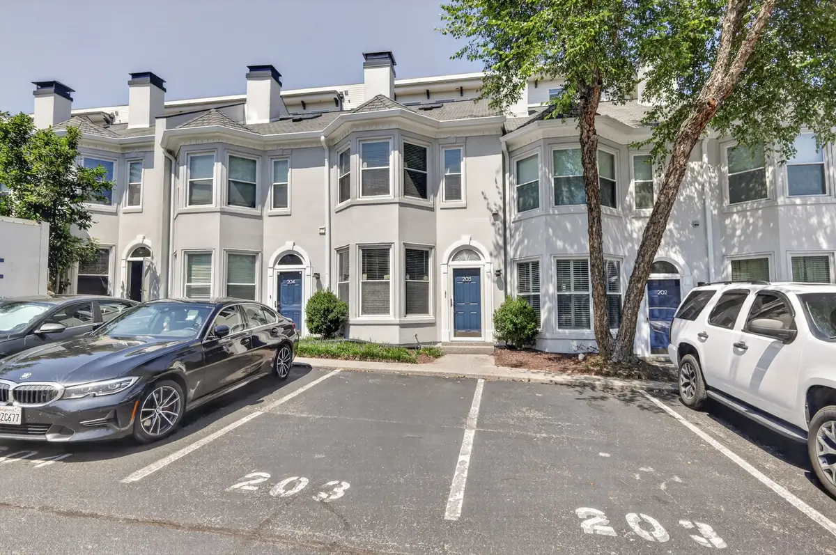 203 Fairmont Ct, Nashville, TN 37203 - #1