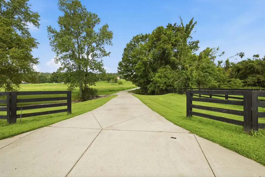 7595 Nolensville Rd, Nolensville, TN 37135 - #3