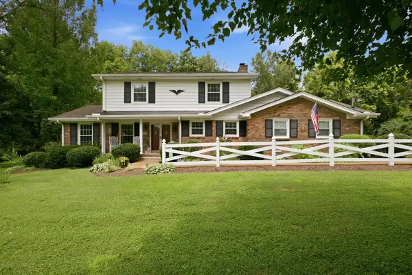 8200 Chatham Ct, Brentwood, TN 37027