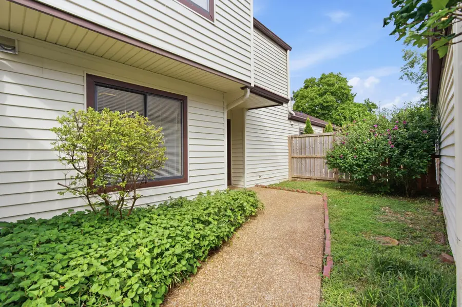 4864 Woodview Dr, Old Hickory, TN 37138 - #3