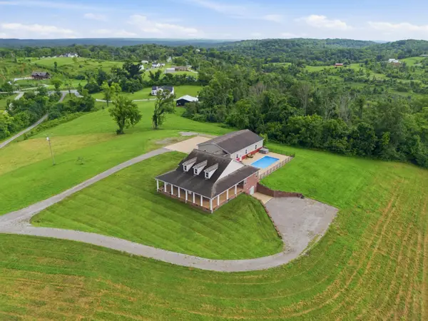 1655 Blackburn Ln, Spring Hill, TN 37174