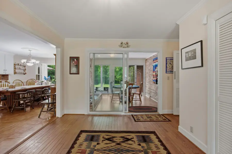 1004 Hillcrest Ave, Columbia, TN 38401 - #3