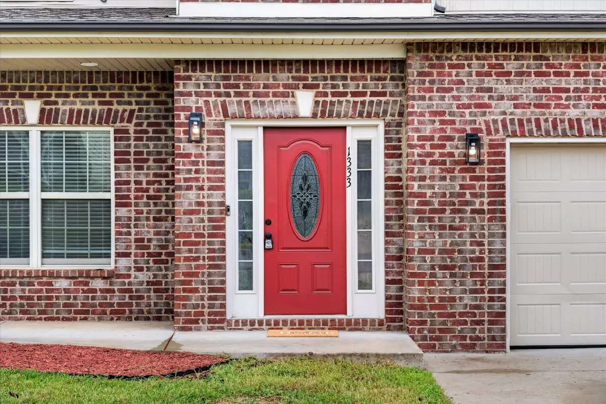 1333 Winterset Dr, Clarksville, TN 37040 - #1