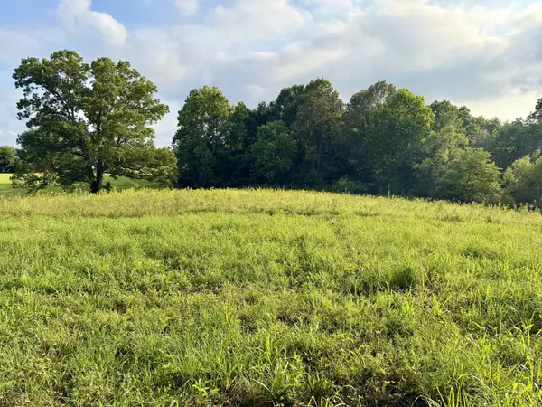 669 Houston Fielder Rd, Clarksville, TN 37043