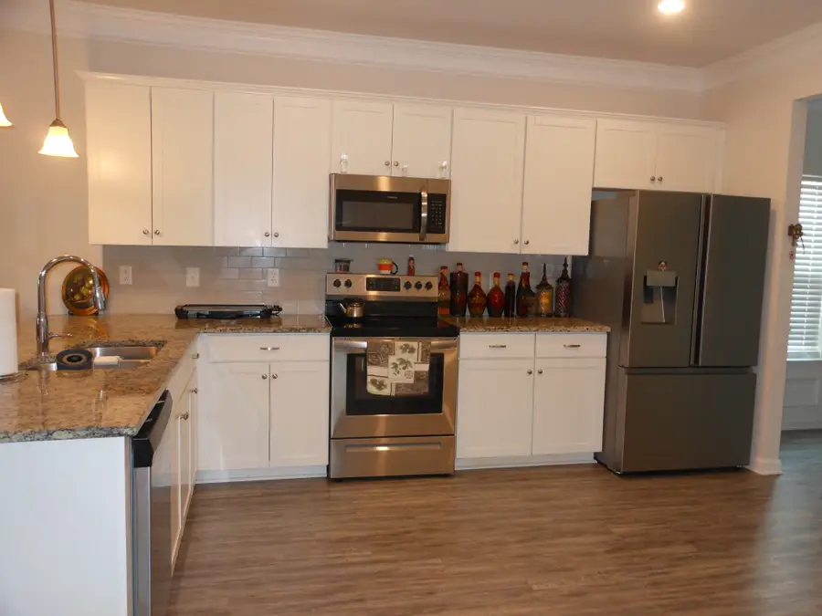 2225 Silverton Dr, Nashville, TN 37207 - #3
