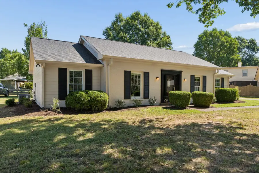 1006 Boxwood Dr, Franklin, TN 37069 - #3