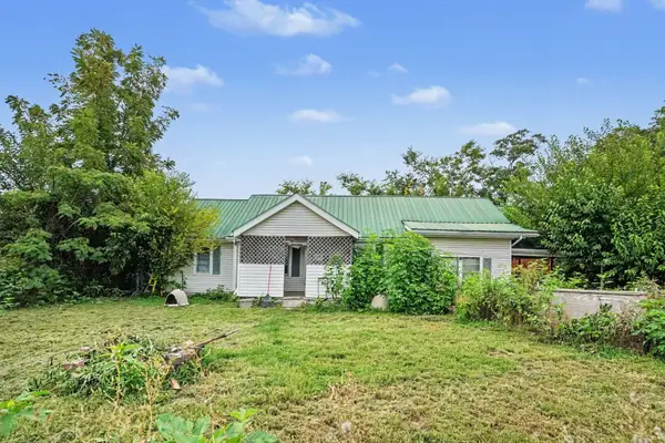 9105 Old Highway 52, Westmoreland, TN 37186