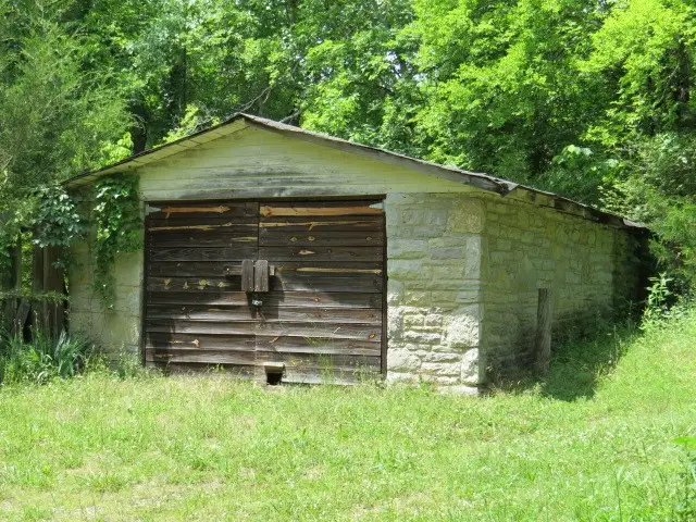 200 Hardy Rd, Pulaski, TN 38478 - #2