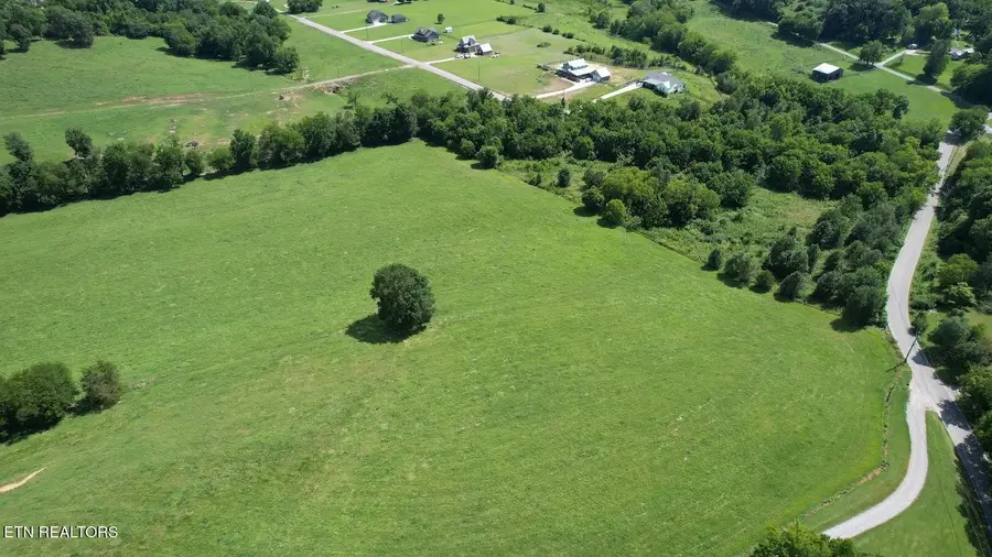 8210 Aaron Lane, Knoxville, TN 37920 - #2