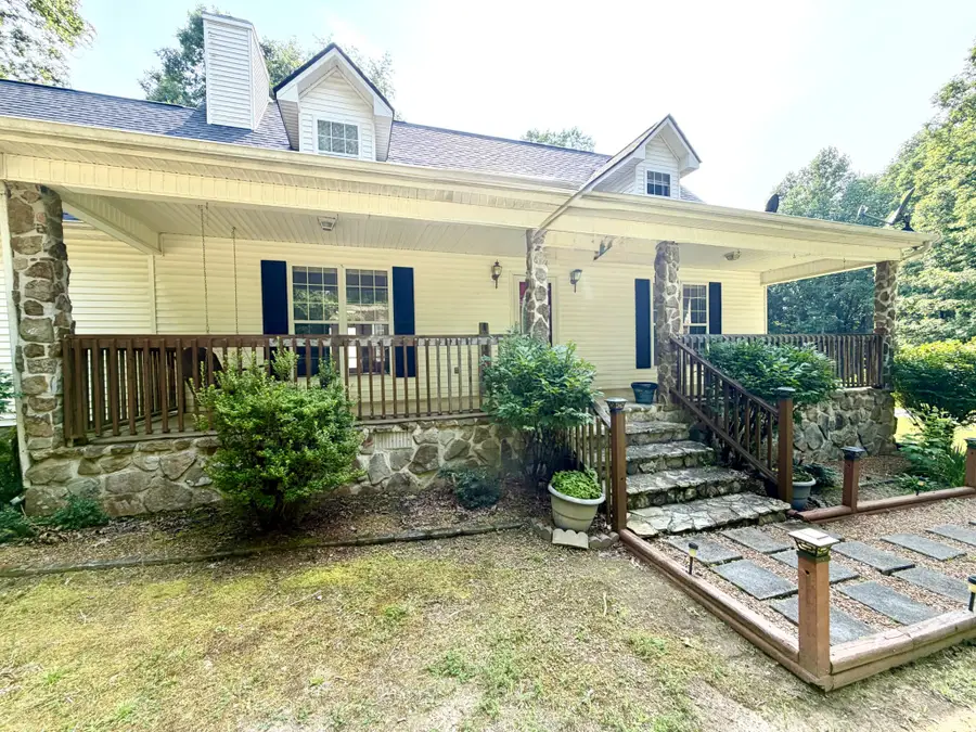 8770 Harrison Ferry Rd, McMinnville, TN 37110 - #2