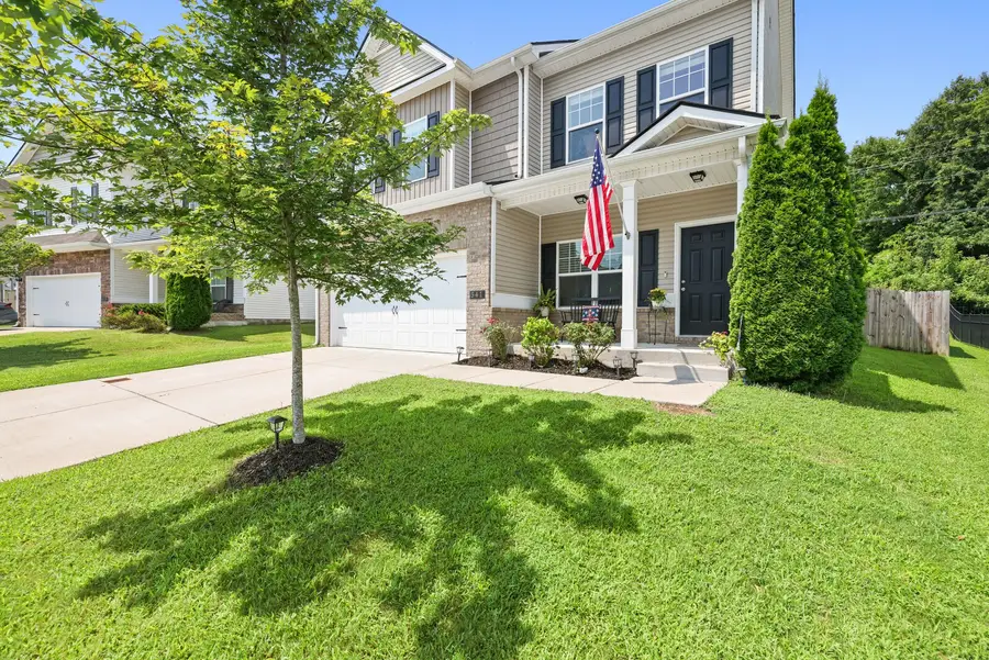 541 Burchell Ln, Columbia, TN 38401 - #2