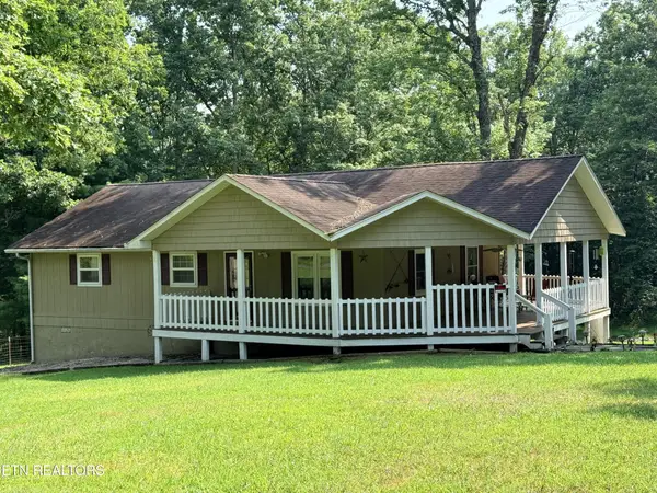 1250 Darrow Ridge Rd, Jamestown, TN 38556