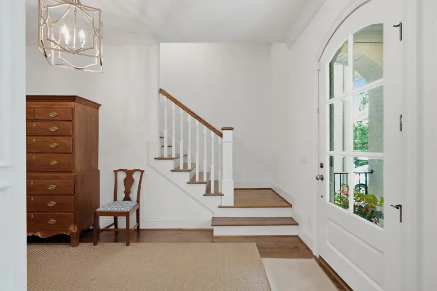 704A Crescent Rd, Nashville, TN 37205 - #3