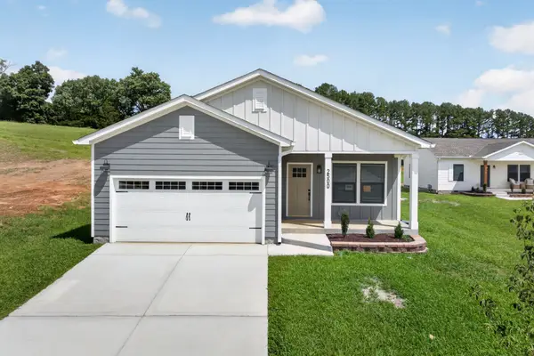 2500 River Ranch Dr, Cookeville, TN 38501