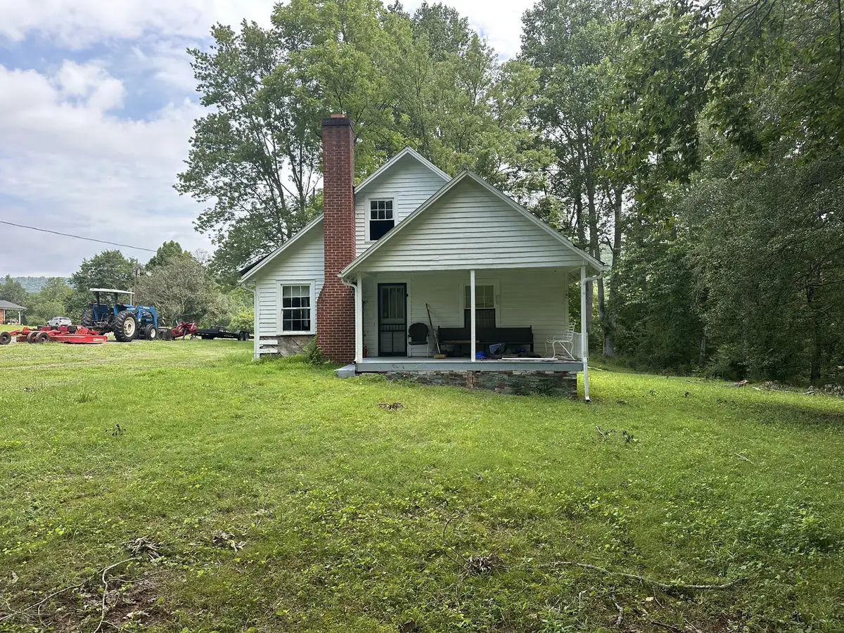 1148 Plum Creek Rd, Sparta, TN 38583 - #1