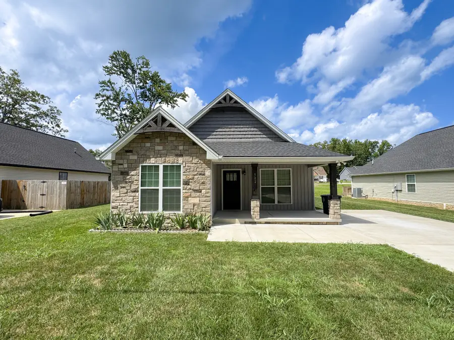 122 Mazie Dr, Lafayette, TN 37083 - #2