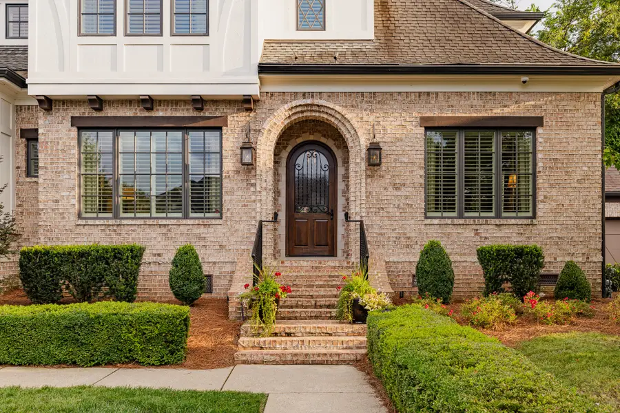 4208 Arundel Ct, Nashville, TN 37215 - #3