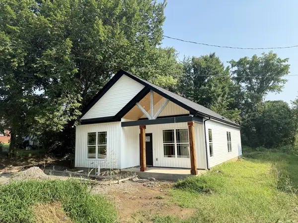 534 20th Ave W, Springfield, TN 37172