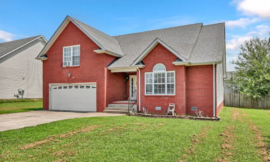853 Samantha Ln, Clarksville, TN 37040 - #2