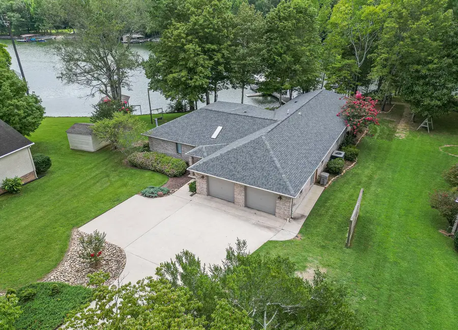 117 Lake St, Estill Springs, TN 37330 - #2