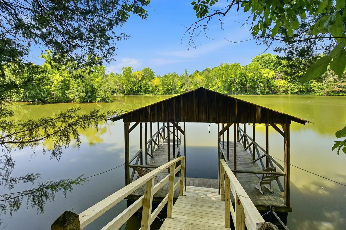 100 Breeze Inn Rd, Castalian Springs, TN 37031 - #1