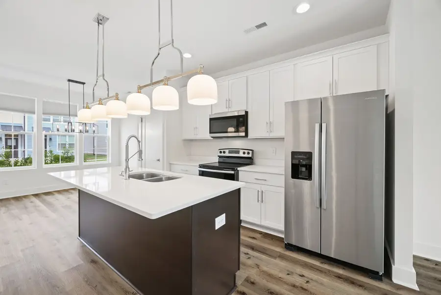 114 Stella Dr, Nashville, TN 37209 - #2