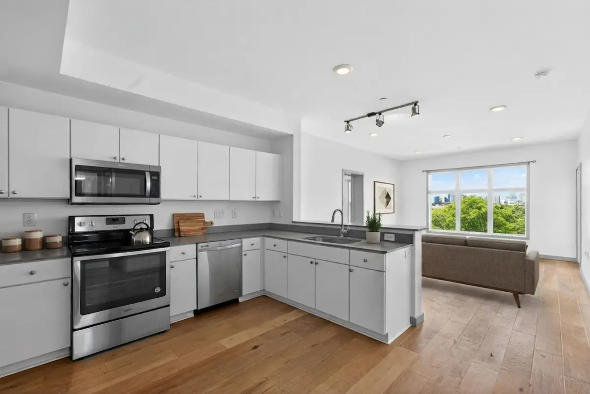 400 Herron Dr #421, Nashville, TN 37210 - #1